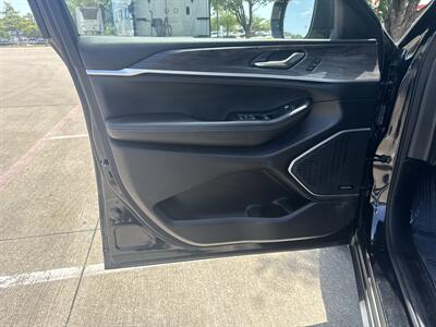 2024 Jeep Grand Cherokee 4xe - Photo 10 - Dallas, TX 75252