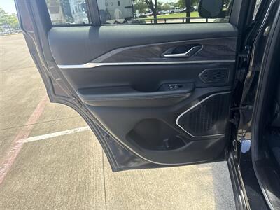 2024 Jeep Grand Cherokee 4xe - Photo 12 - Dallas, TX 75252