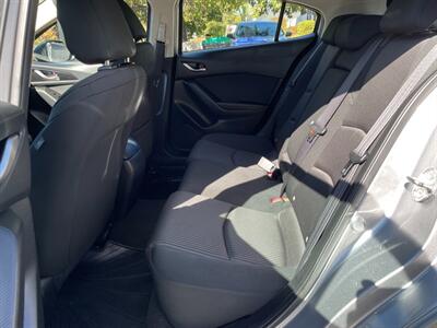 2015 Mazda Mazda3 i Touring   - Photo 9 - Pleasanton, CA 94566