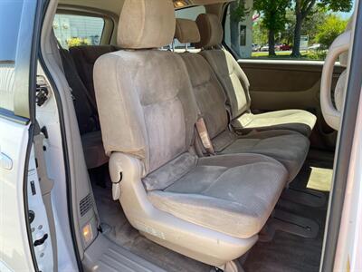 2009 Toyota Sienna LE 8-Passenger   - Photo 8 - Pleasanton, CA 94566