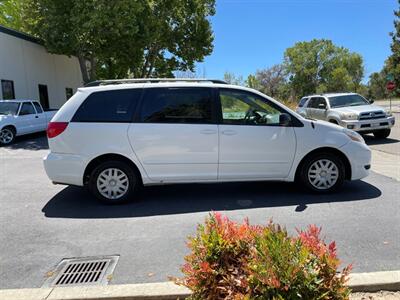 2009 Toyota Sienna LE 8-Passenger   - Photo 5 - Pleasanton, CA 94566
