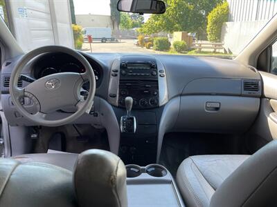2006 Toyota Sienna LE 7 Passenger   - Photo 12 - Pleasanton, CA 94566
