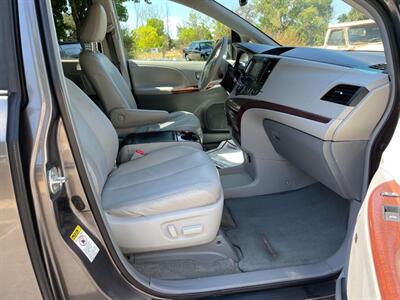 2014 Toyota Sienna XLE 8-Passenger   - Photo 7 - Pleasanton, CA 94566