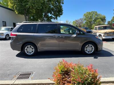 2014 Toyota Sienna XLE 8-Passenger   - Photo 5 - Pleasanton, CA 94566