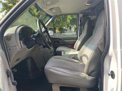 2001 Chevrolet Astro   - Photo 9 - Pleasanton, CA 94566