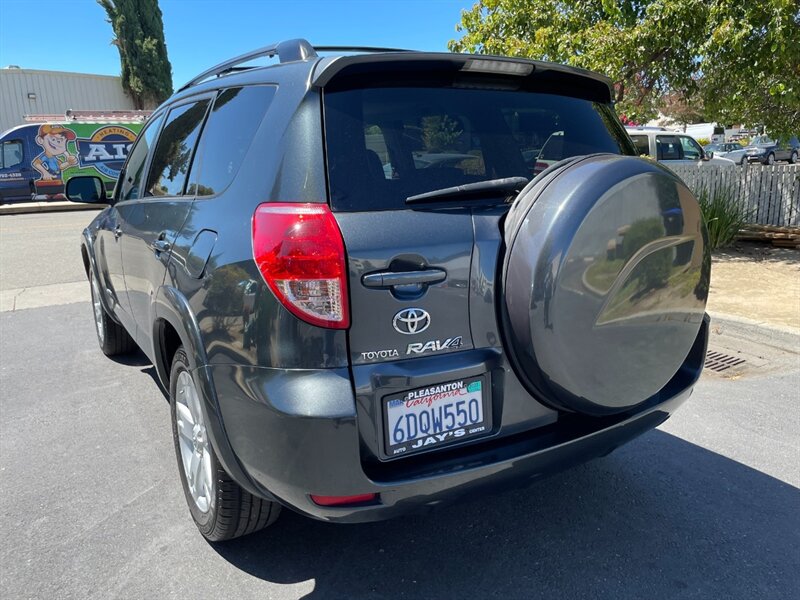 2008 Toyota RAV4 Sport - Photo 3