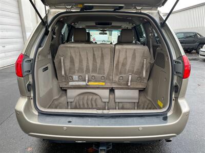 2009 Toyota Sienna XLE   - Photo 12 - Pleasanton, CA 94566