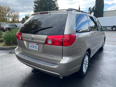 2009 Toyota Sienna XLE   - Photo 4 - Pleasanton, CA 94566