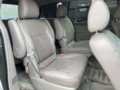 2009 Toyota Sienna XLE   - Photo 8 - Pleasanton, CA 94566