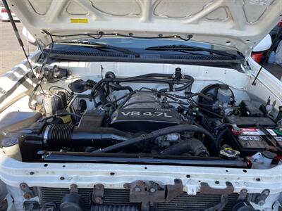 2002 Toyota Sequoia SR5   - Photo 12 - Pleasanton, CA 94566