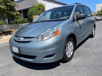 2008 Toyota Sienna LE 7-Passenger Van