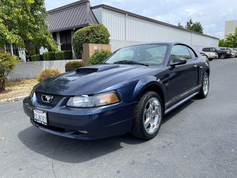 2002 Ford Mustang GT Deluxe