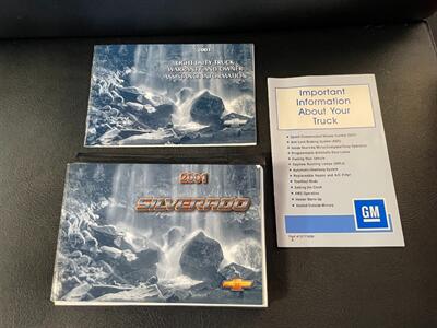 2001 Chevrolet Silverado 1500   - Photo 12 - Pleasanton, CA 94566