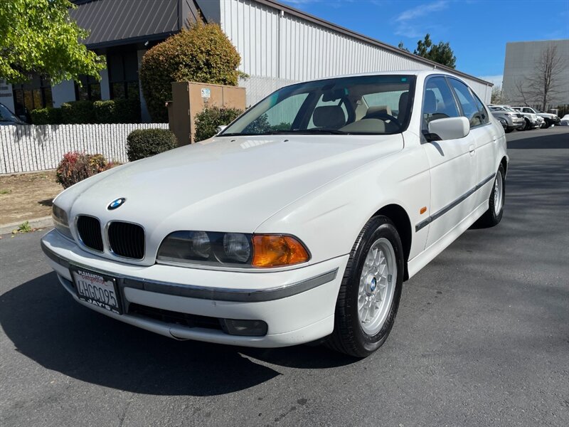 2000 BMW 5 Series 528I