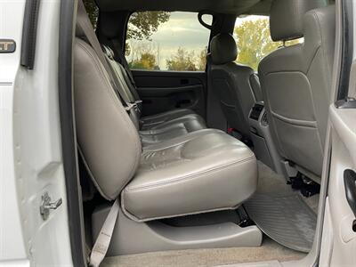 2006 Chevrolet Silverado 2500 LT1   - Photo 8 - Pleasanton, CA 94566