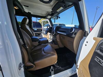 2014 Jeep Wrangler Unlimited Sahara   - Photo 16 - Ogden, UT 84401