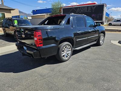 2011 Chevrolet Avalanche LTZ   - Photo 6 - Ogden, UT 84401