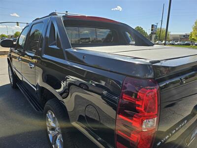 2011 Chevrolet Avalanche LTZ   - Photo 8 - Ogden, UT 84401
