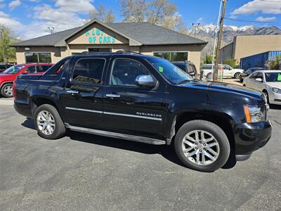 2011 Chevrolet Avalanche LTZ   - Photo 5 - Ogden, UT 84401
