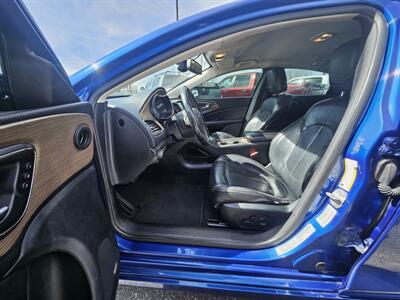 2015 Chrysler 200 C   - Photo 6 - Ogden, UT 84401