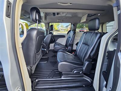 2012 Chrysler Town and Country Touring - Photo 8 - Ogden, UT 84401