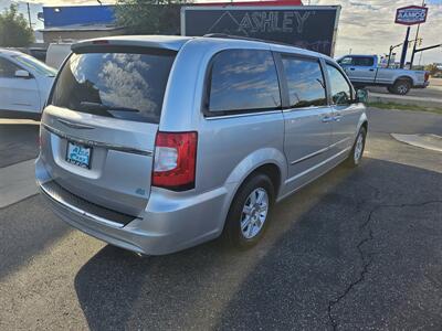 2012 Chrysler Town and Country Touring - Photo 4 - Ogden, UT 84401