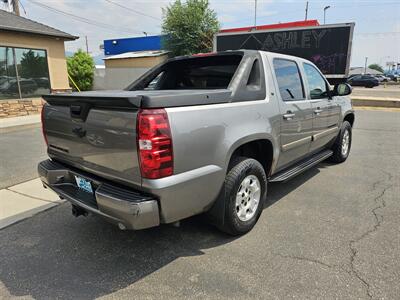 2007 Chevrolet Avalanche LT 1500   - Photo 3 - Ogden, UT 84401