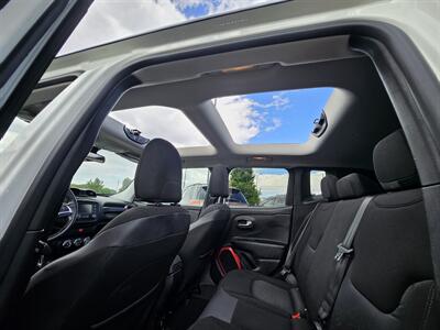 2015 Jeep Renegade Trailhawk   - Photo 12 - Ogden, UT 84401