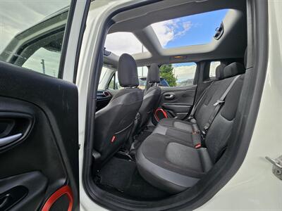 2015 Jeep Renegade Trailhawk   - Photo 8 - Ogden, UT 84401
