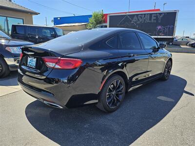 2015 Chrysler 200 S   - Photo 3 - Ogden, UT 84401