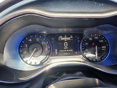 2015 Chrysler 200 S   - Photo 11 - Ogden, UT 84401