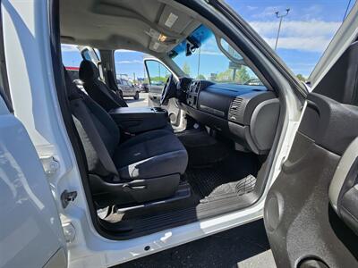 2007 Chevrolet Silverado 2500HD LT   - Photo 9 - Ogden, UT 84401
