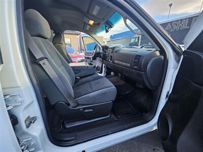 2007 Chevrolet Silverado 2500HD Work Truck   - Photo 8 - Ogden, UT 84401