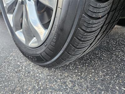 2015 Chrysler 300 C   - Photo 6 - Ogden, UT 84401