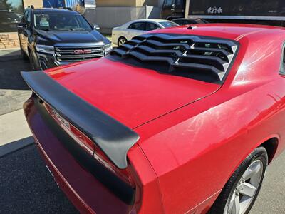 2013 Dodge Challenger SXT   - Photo 4 - Ogden, UT 84401