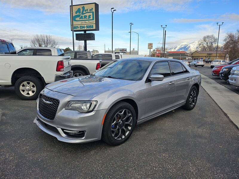 2018 Chrysler 300 S  