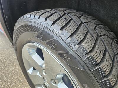 2011 Jeep Grand Cherokee Laredo   - Photo 5 - Ogden, UT 84401