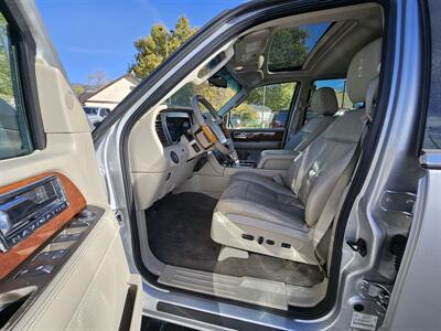 2011 Lincoln Navigator   - Photo 6 - Ogden, UT 84401