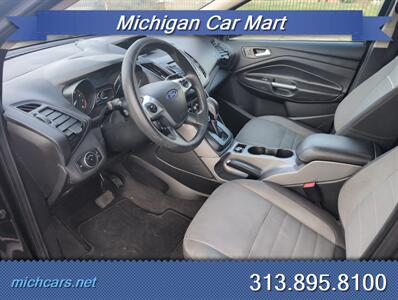 2015 Ford Escape SE   - Photo 5 - Detroit, MI 48208