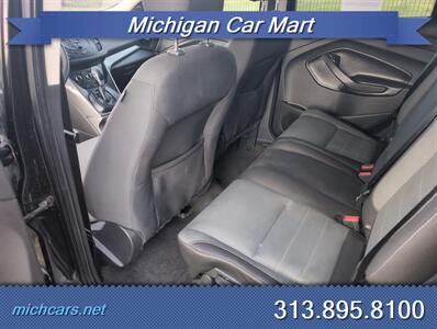 2015 Ford Escape SE   - Photo 6 - Detroit, MI 48208