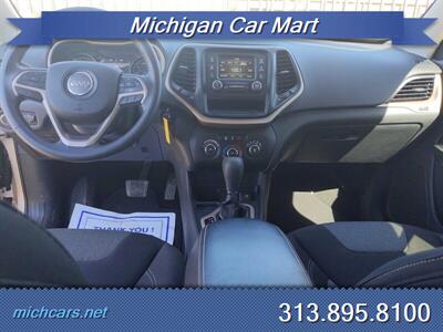2014 Jeep Cherokee Sport   - Photo 13 - Detroit, MI 48208