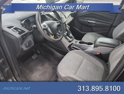 2014 Ford Escape SE - Photo 5 - Detroit, MI 48208