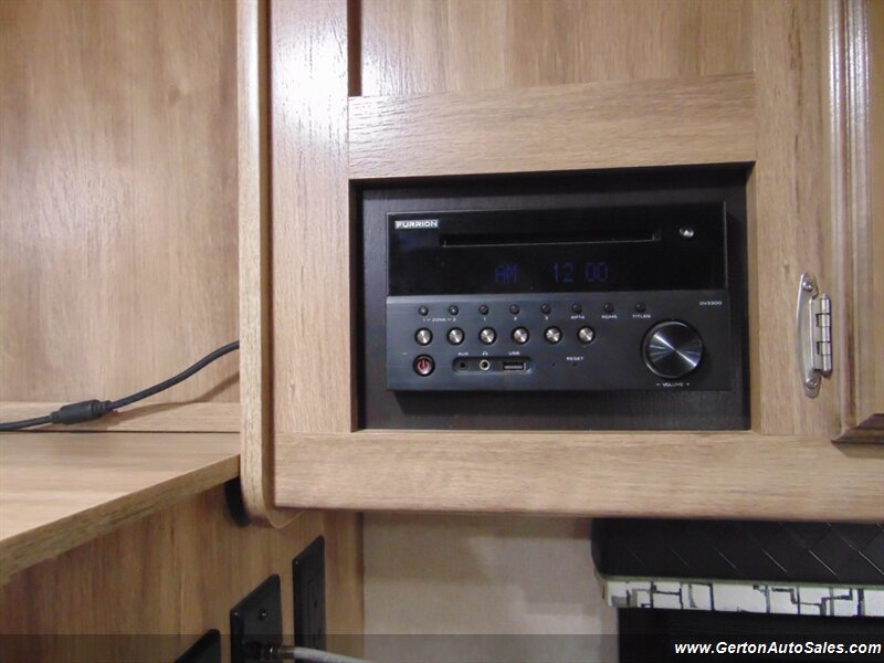 2019 Jayco Jay Feather X17Z - Photo 28 - Mount Vernon, IN 47620