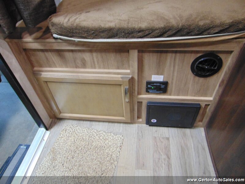 2019 Jayco Jay Feather X17Z - Photo 32 - Mount Vernon, IN 47620