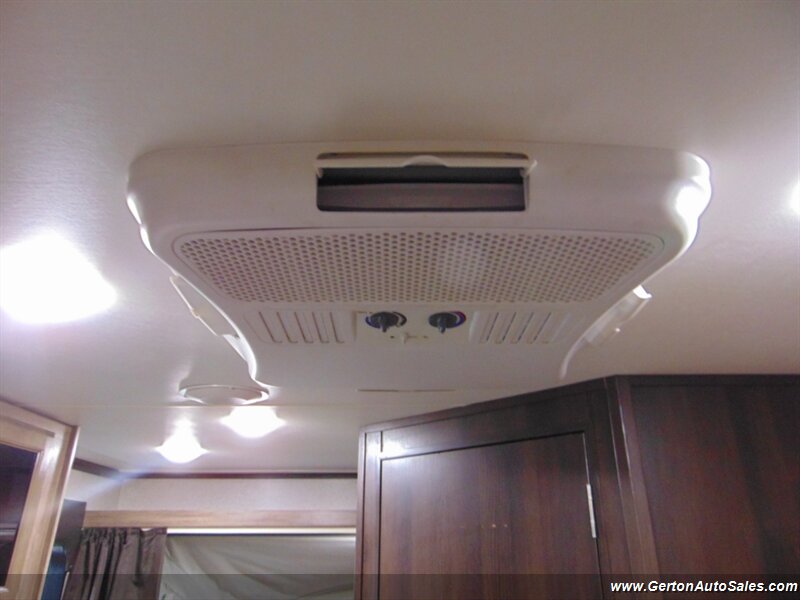 2019 Jayco Jay Feather X17Z - Photo 30 - Mount Vernon, IN 47620