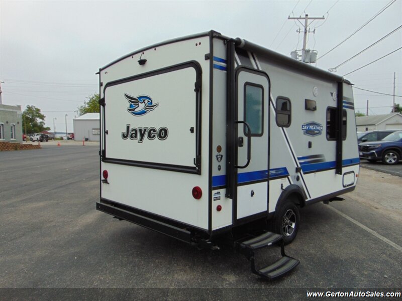 2019 Jayco Jay Feather X17Z - Photo 8 - Mount Vernon, IN 47620
