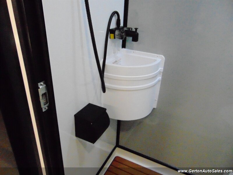 2027 Encore RV Venu 17TB Power Up Package - Photo 48 - Mount Vernon, IN 47620