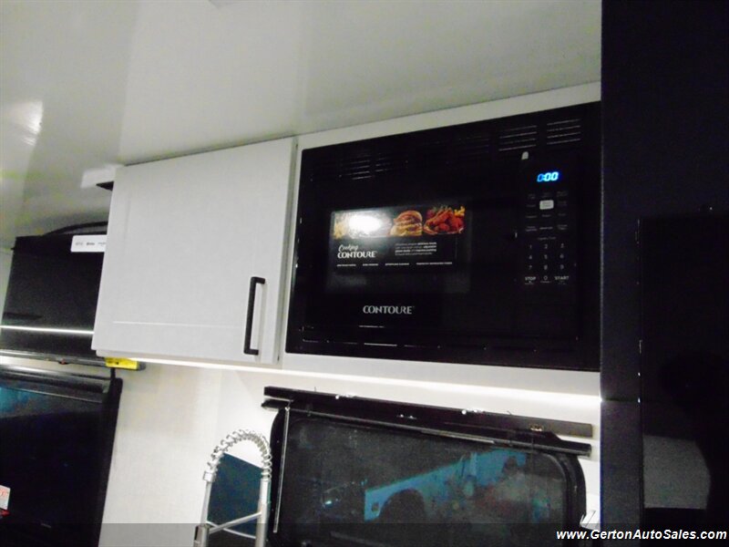 2027 Encore RV Venu 17TB Power Up Package - Photo 27 - Mount Vernon, IN 47620