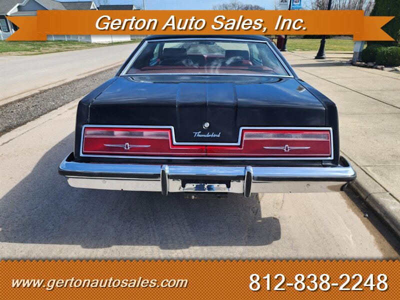 1977 Ford Thunderbird 10