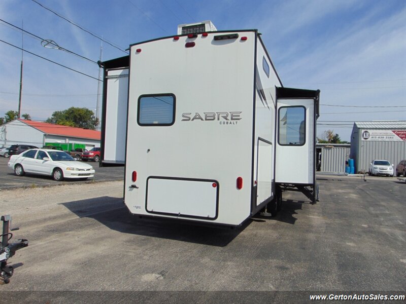 2023 Forest River Sabre Cobalt 350BH - Photo 4 - Mount Vernon, IN 47620